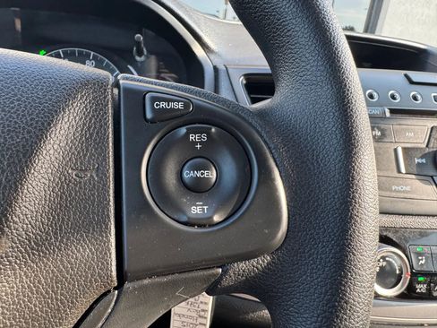 Used 2015 Honda CR-V LX image 17