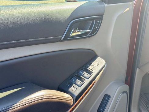Used 2020 Chevrolet Tahoe Premier w/ Max Trailering Package image 25