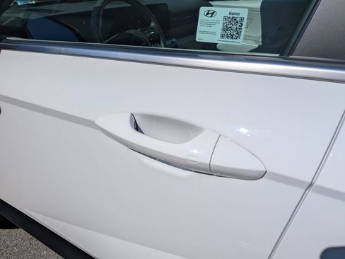 Used 2024 Hyundai Kona Limited AWD/4WD image 42