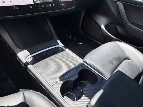 Used 2021 Tesla Model 3 Standard Range Plus RWD image 19