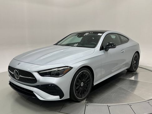 Certified 2024 Mercedes-Benz CLE 300 4MATIC Coupe image 4