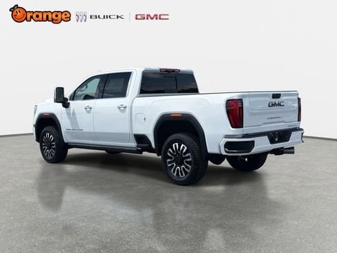 New 2026 GMC Sierra 2500 Denali Ultimate AWD/4WD image 5