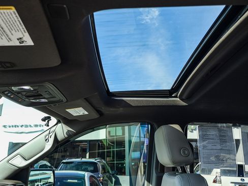 Certified 2022 Chevrolet Silverado 1500 LTZ image 8