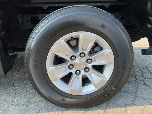 Used 2022 Chevrolet Silverado 1500 LT image 17