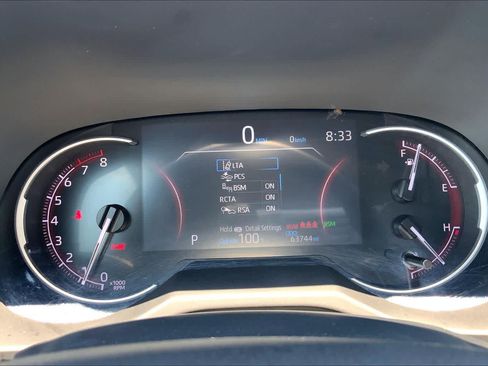 Used 2024 Toyota RAV4 XLE FWD image 25