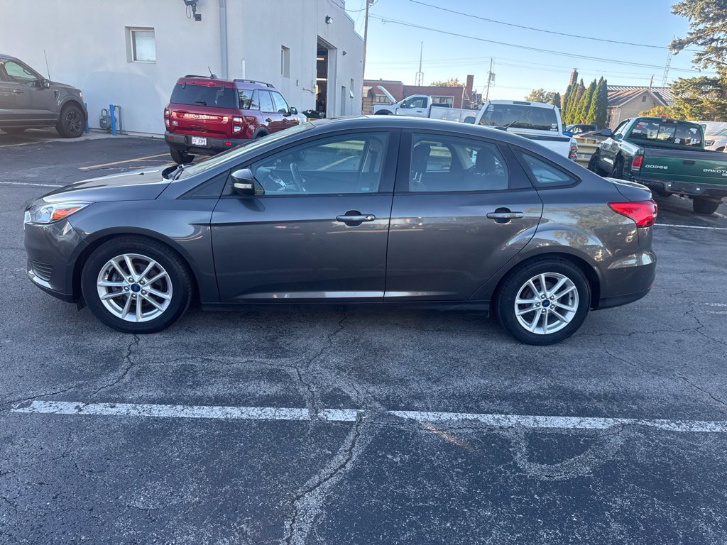 Used 2015 Ford Focus SE FWD image 7