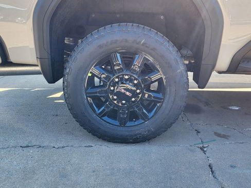 New 2026 GMC Sierra 2500 AT4 w/ AT4 Premium Plus Package image 54