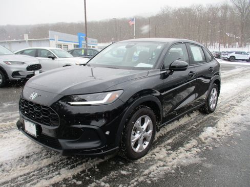 Certified 2023 Honda HR-V LX image 1