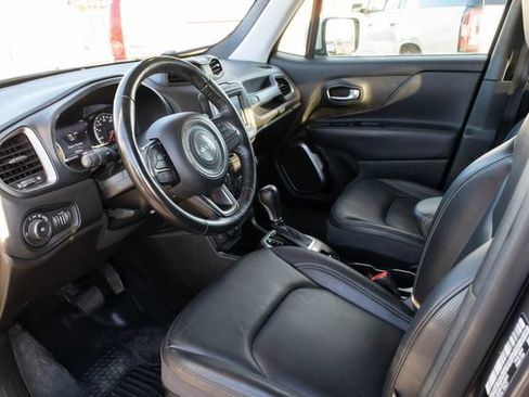 Used 2018 Jeep Renegade Limited w/ Trailer Tow Group image 13