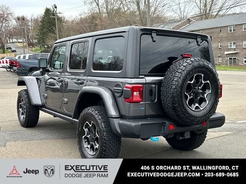 Used 2022 Jeep Wrangler Unlimited Rubicon 4xe AWD/4WD image 2