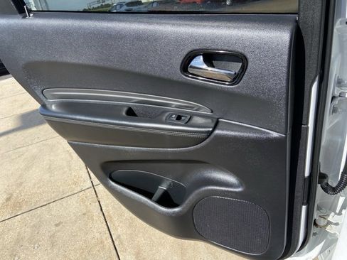 Used 2022 Dodge Durango GT image 51