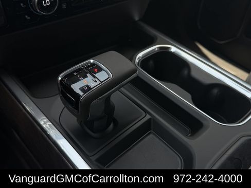 New 2026 GMC Sierra 1500 SLT AWD/4WD image 15