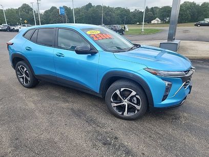 Used 2025 Chevrolet Trax RS w/ Driver Confidence Package