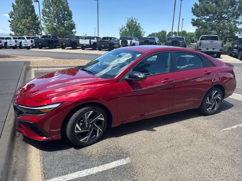 Used 2025 Hyundai Elantra Sport w/ Cargo Package FWD image 1