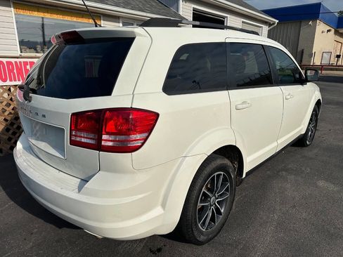 Used 2018 Dodge Journey SE w/ Popular Equipment Group image 7