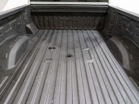 Used 2024 GMC Sierra 2500 AT4 w/ AT4 Premium Plus Package image 12