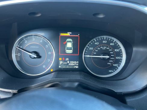 Certified 2022 Subaru Crosstrek 2.5i Limited w/ Moonroof Package 2 image 31