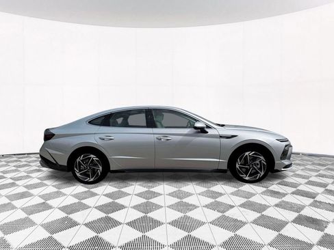 New 2026 Hyundai Sonata SEL FWD image 13