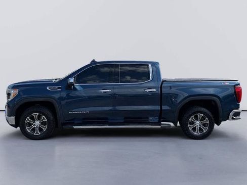 Used 2019 GMC Sierra 1500 SLT w/ X31 Off-Road Package AWD/4WD image 2