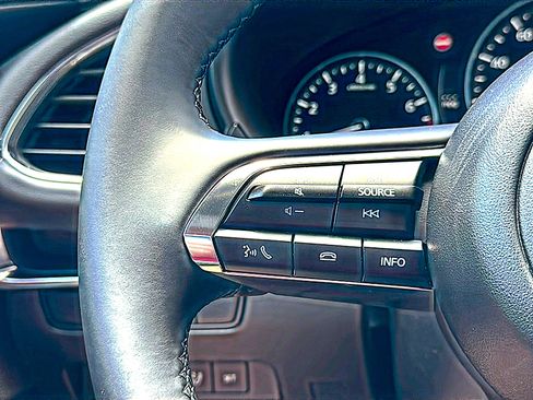 New 2026 MAZDA MAZDA3 2.5 S Hatchback w/ Premium Pkg FWD image 20