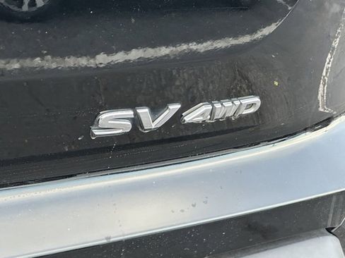 Used 2022 Nissan Pathfinder SV image 14