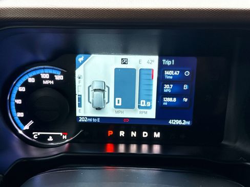 Used 2023 Ford Bronco Outer Banks w/ Sasquatch Package image 23