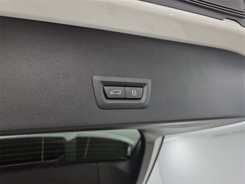 New 2026 BMW X3 xDrive30 w/ Premium Package image 13