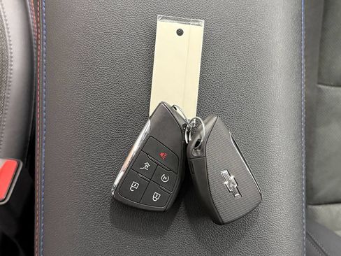 Used 2024 Chevrolet Blazer EV RS AWD/4WD image 39