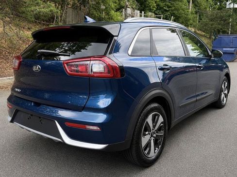 Used 2018 Kia Niro LX FWD image 6