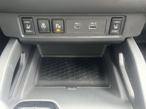 New 2026 Nissan Frontier SV w/ SV Convenience Package AWD/4WD image 8