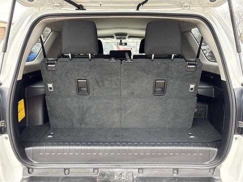 Used 2019 Toyota 4Runner SR5 w/ Four Season Floor Mat Package image 13