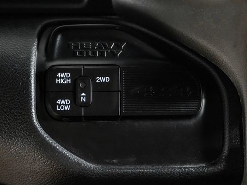 Used 2022 RAM 2500 Big Horn AWD/4WD image 24