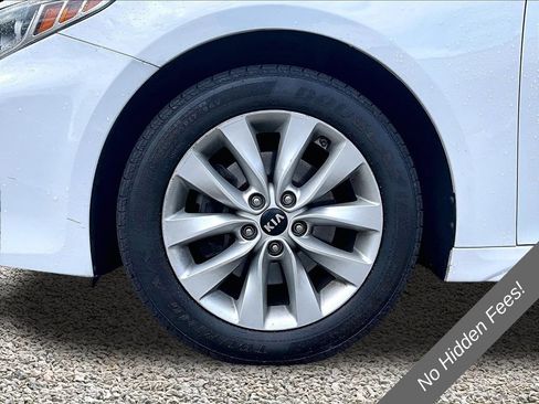 Used 2018 Kia Optima S FWD image 9