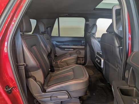 Used 2022 Ford Expedition Max Limited image 26