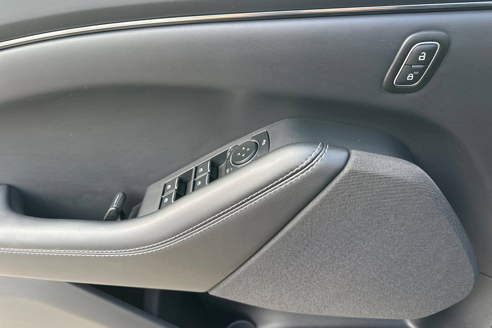 New 2026 Ford Mustang Mach-E Select RWD image 11