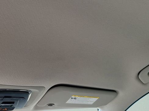 Used 2022 Toyota Corolla Cross L image 20