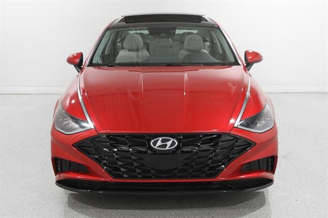 Used 2020 Hyundai Sonata SEL w/ Premium + Sunroof Package FWD image 2