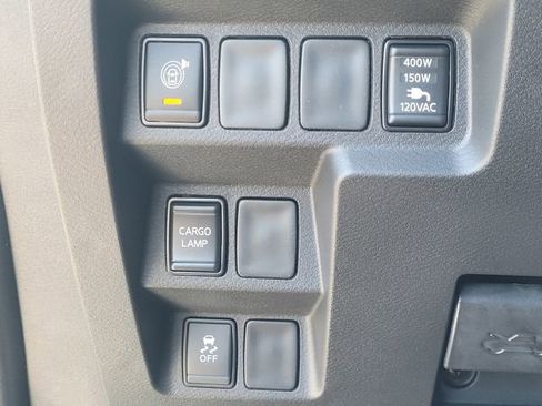 New 2026 Nissan Frontier SV w/ SV Convenience Package AWD/4WD image 9