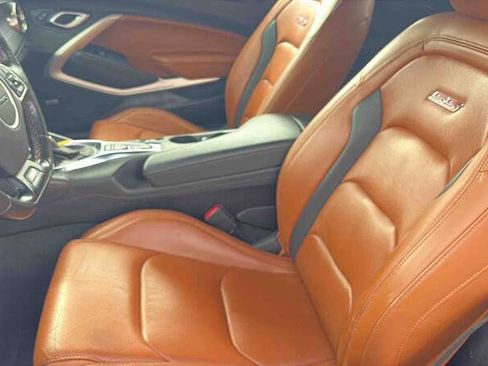 Used 2020 Chevrolet Camaro SS RWD image 19