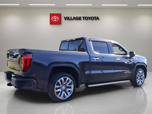 Used 2022 GMC Sierra 1500 Denali w/ Denali Reserve Package image 5