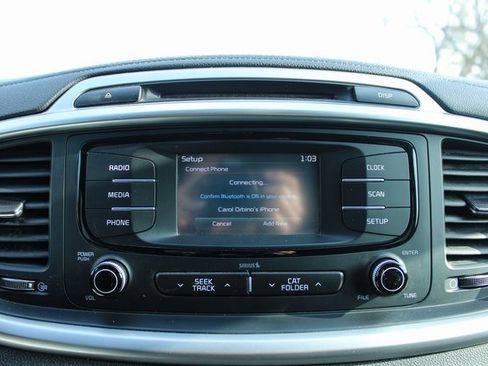 Used 2016 Kia Sorento LX image 21