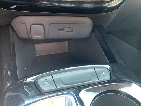 Used 2025 Chevrolet Trax ACTIV w/ Driver Confidence Package FWD image 13