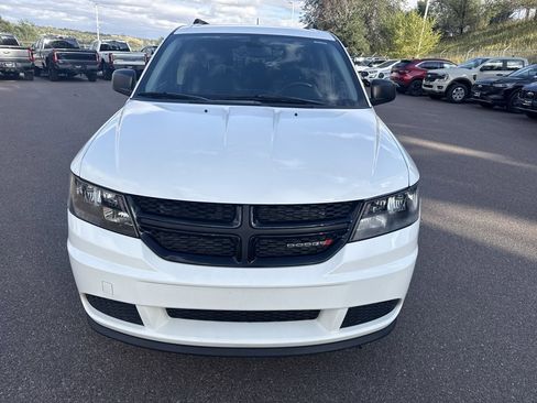 Used 2020 Dodge Journey SE w/ SE Popular Equipment Group image 3