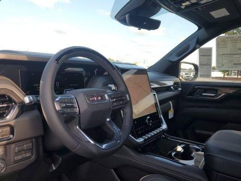 New 2026 GMC Yukon XL Elevation w/ Elevation Premium Package image 20