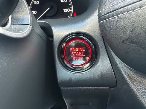 Used 2024 Honda HR-V EX-L image 33