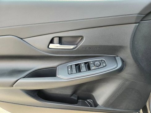 New 2026 Nissan Sentra SV w/ SV Convenience Package FWD image 10