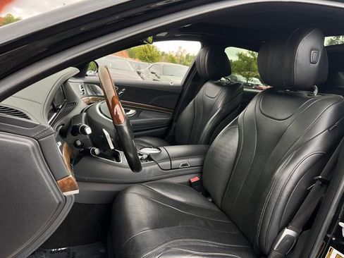Used 2017 Mercedes-Benz S 550 Sedan image 15