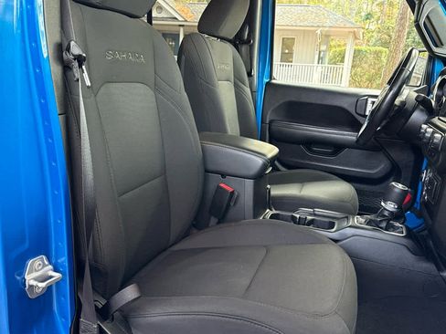 Used 2021 Jeep Wrangler Unlimited Sahara image 15