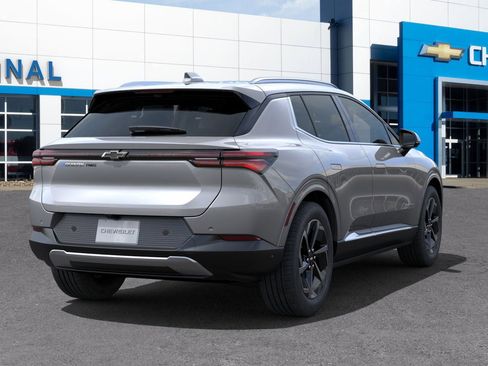 New 2025 Chevrolet Equinox EV LT image 4