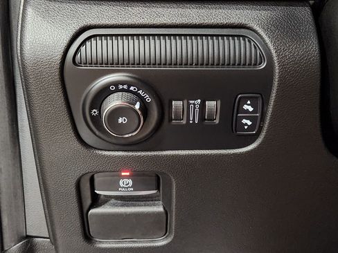 Used 2022 Jeep Wagoneer Series II w/ Premium Group I image 42